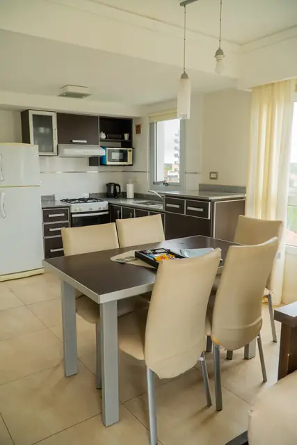 Cocina comedor en Apart Hotel Sotavento Miramar