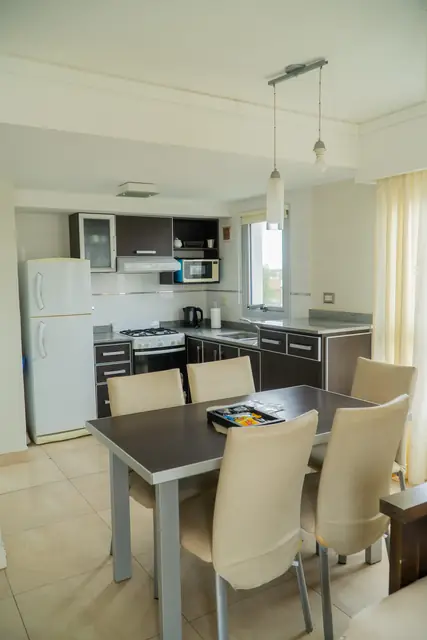 Cocina equipada en Apart Hotel Sotavento Miramar