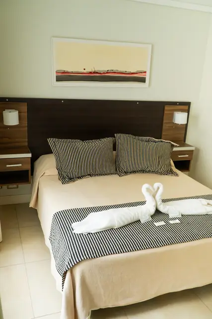 Dormitorio matrimonial en Apart Hotel Sotavento Miramar
